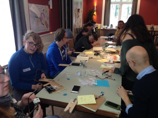 vox_en_brains_sieraden_maken_3_Grid7